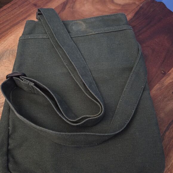 Kavu Keeper Crossbody Bag Forest Green Mountain Trim Boho Messenger Adj Strap - Picture 6 of 9